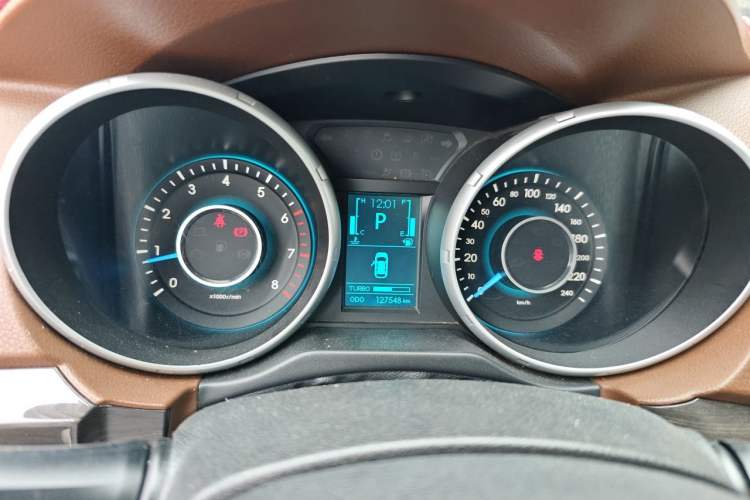 Used BAIC Weiwang S50 2016 1.5T CVT Joyful Luxury Model Instrument Cluster