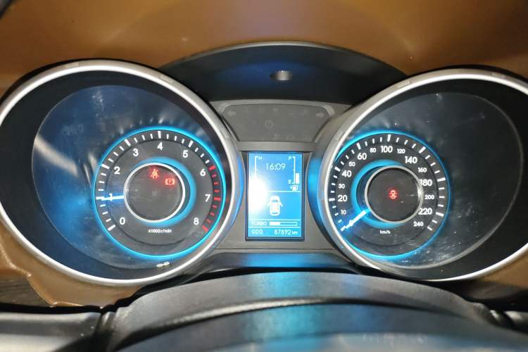 Used BAIC Weiwang S50 2016 1.5T Manual Joyful Premium Edition Instrument Cluster