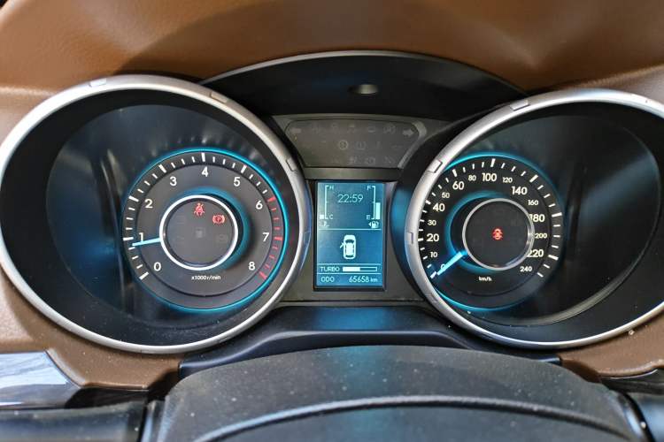 Used BAIC Weiwang S50 2016 1.5T Manual Joyful Luxury Edition Instrument Cluster