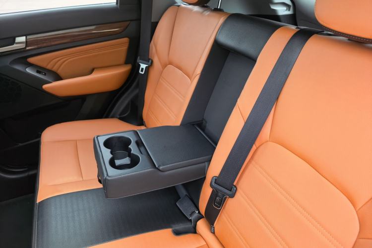 Used BAIC Weiwang S50 2016 1.5T CVT Joyful Premium Edition Interior 1