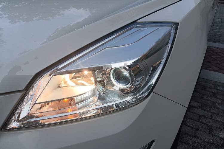 Used BAIC Weiwang S50 2016 1.5T CVT Joyful Luxury Model Left Front Headlight