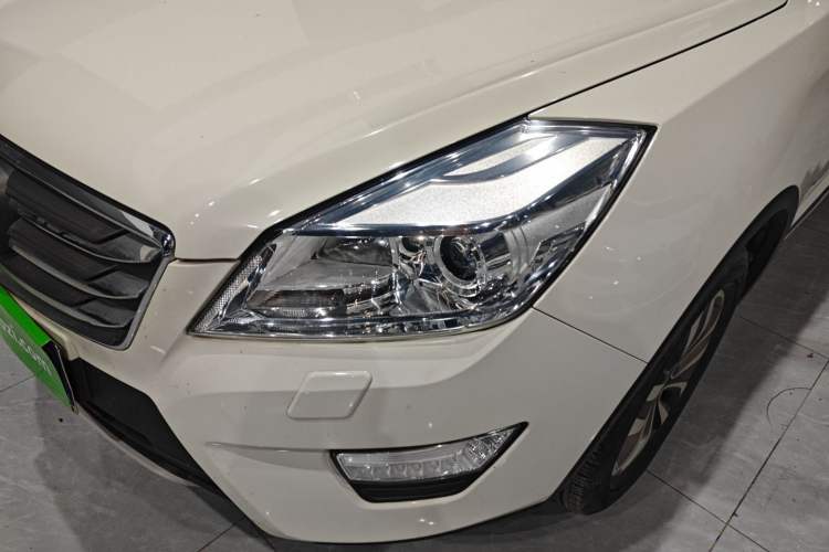 Used BAIC Weiwang S50 2016 1.5T Manual Lede Premium Edition Left Front Headlight