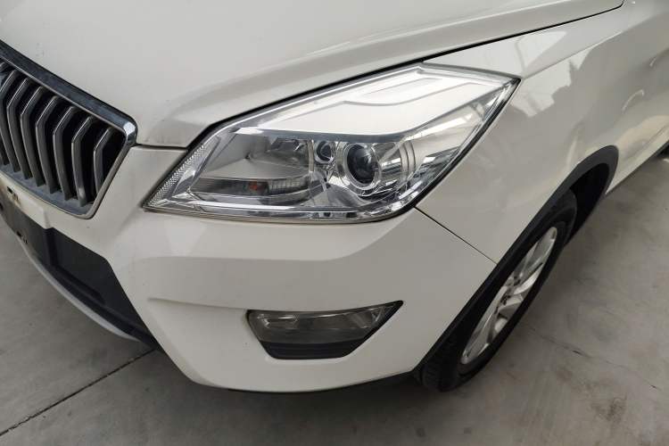 Used BAIC Weiwang S50 2016 1.5T Manual Joyful Elite Edition Left Front Headlight