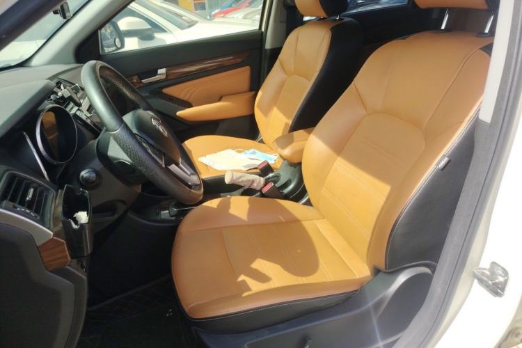 Used BAIC Weiwang S50 2016 1.5T CVT Joyful Premium Edition Left Front Seat