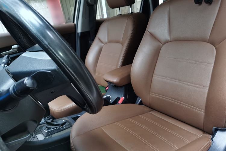 Used BAIC Weiwang S50 2016 1.5T CVT Joyful Premium Edition Left Front Seat