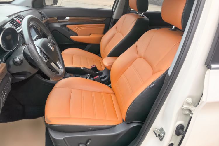 Used BAIC Weiwang S50 2016 1.5T CVT Joyful Premium Edition Left Front Seat