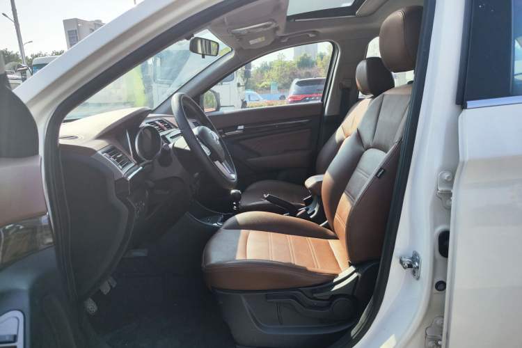 Used BAIC Weiwang S50 2016 1.5T Manual Joyful Luxury Edition Left Front Seat