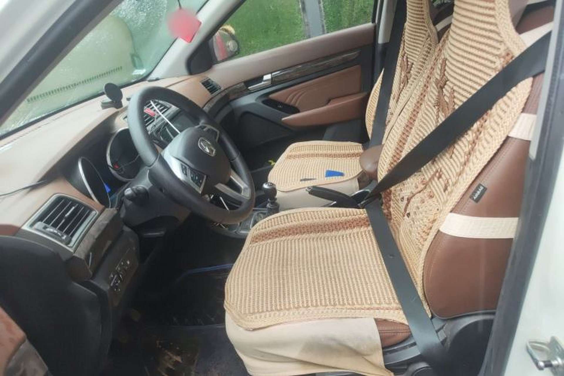 Used BAIC Weiwang S50 2016 1.5T Manual Joyful Luxury Edition Left Front Seat