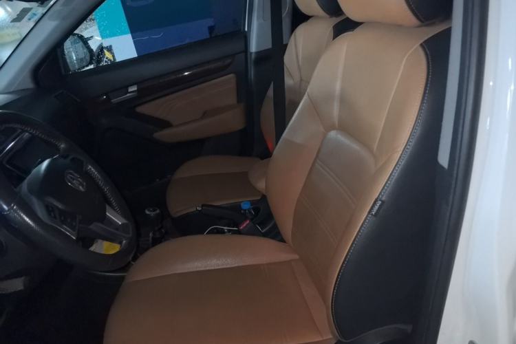 Used BAIC Weiwang S50 2016 1.5T Manual Joyful Premium Edition Left Front Seat