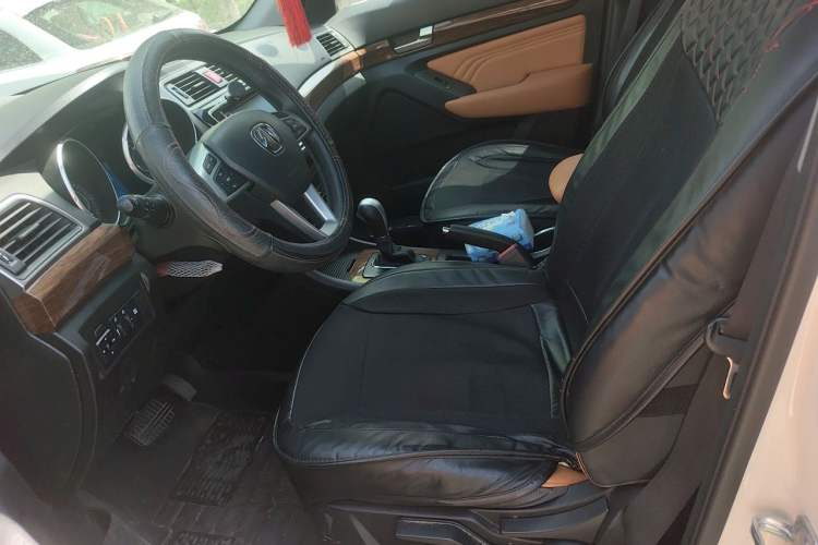 Used BAIC Weiwang S50 2016 1.5T CVT Joyful Elite Edition Left Front Seat