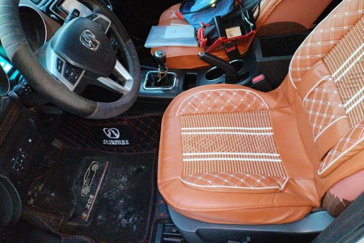 Used BAIC Weiwang S50 2016 1.5T Manual Lede Premium Edition Left Front Seat