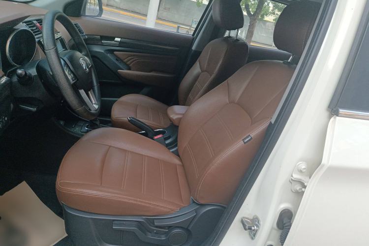 Used BAIC Weiwang S50 2016 1.5T CVT Joyful Luxury Model Left Front Seat