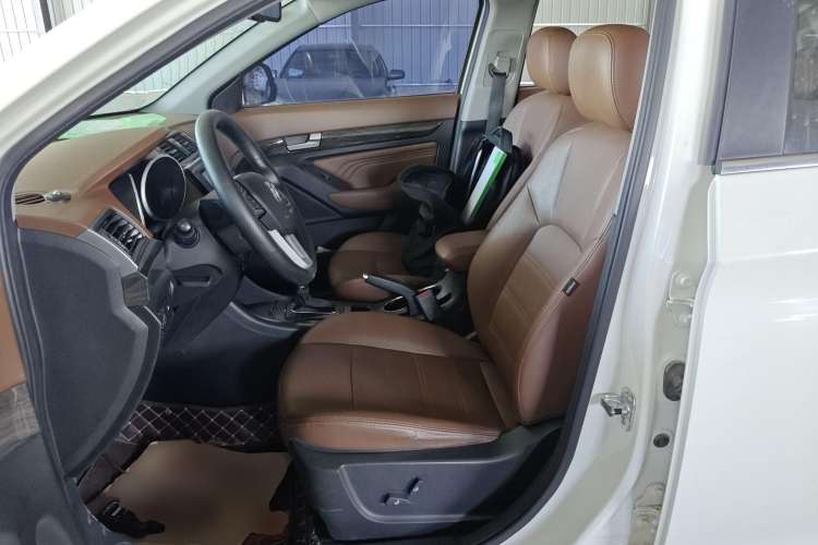 Used BAIC Weiwang S50 2016 1.5T CVT Joyful Premium Edition Left Front Seat
