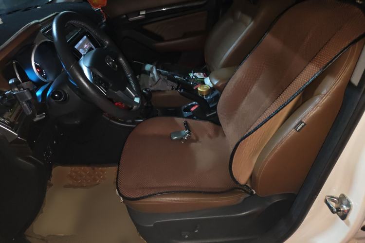 Used BAIC Weiwang S50 2016 1.5T Manual Joyful Premium Edition Left Front Seat