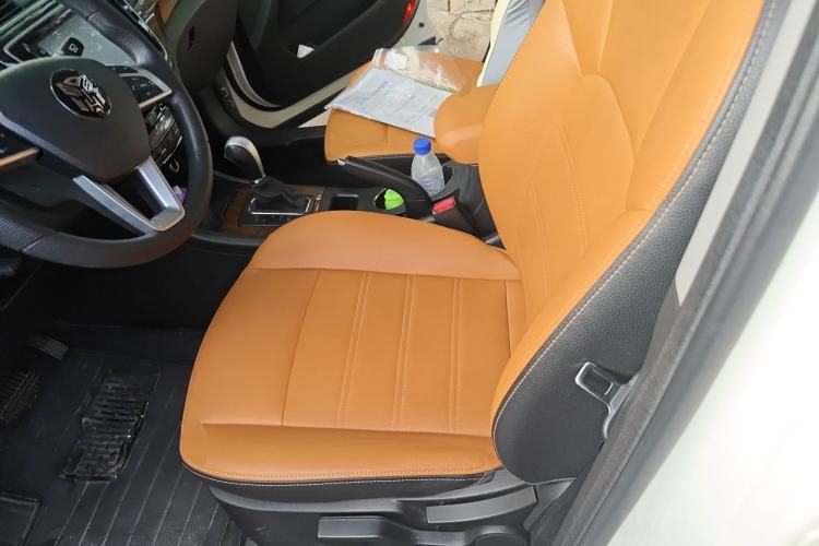 Used BAIC Weiwang S50 2016 1.5T CVT Joyful Elite Edition Left Front Seat