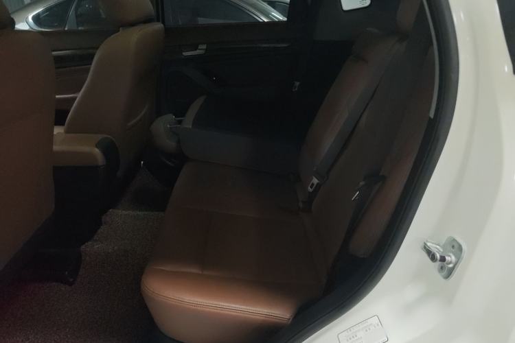 Used BAIC Weiwang S50 2016 1.5T Manual Lede Premium Edition Left Rear Seat