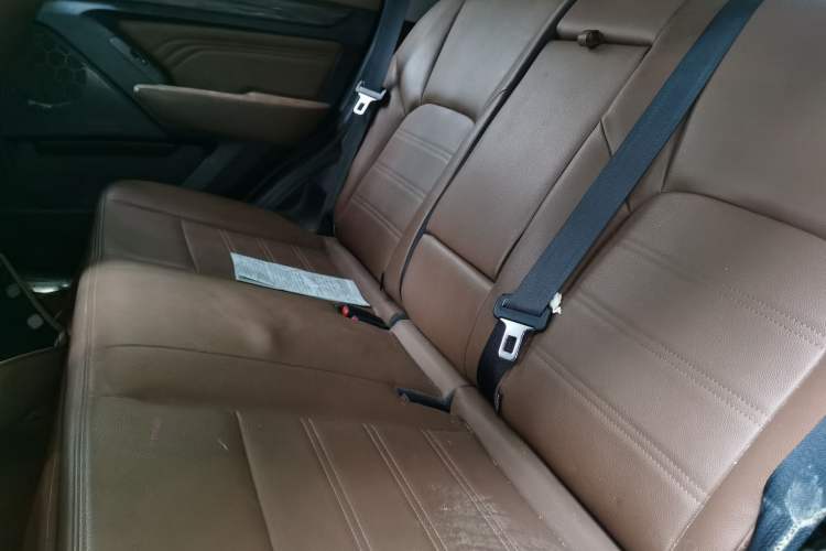 Used BAIC Weiwang S50 2016 1.5T CVT Joyful Premium Edition Left Rear Seat