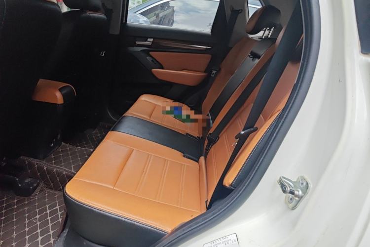 Used BAIC Weiwang S50 2016 1.5T CVT Joyful Elite Edition Left Rear Seat