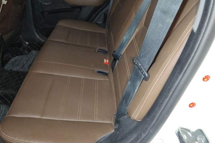 Used BAIC Weiwang S50 2016 1.5T Manual Lede Flagship Edition Left Rear Seat