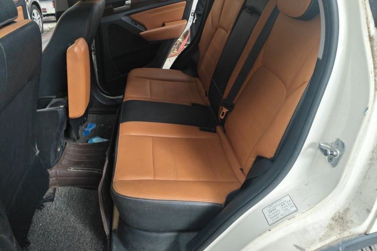 Used BAIC Weiwang S50 2016 1.5T Manual Joyful Premium Edition Left Rear Seat