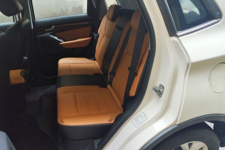Used BAIC Weiwang S50 2016 1.5T CVT Joyful Elite Edition Left Rear Seat