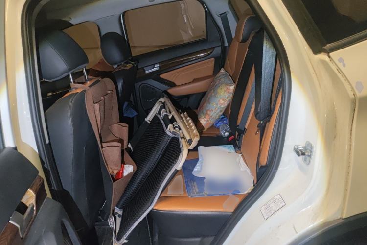 Used BAIC Weiwang S50 2016 1.5T CVT Joyful Premium Edition Left Rear Seat