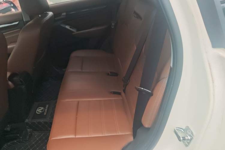 Used BAIC Weiwang S50 2016 1.5T CVT Joyful Luxury Model Left Rear Seat