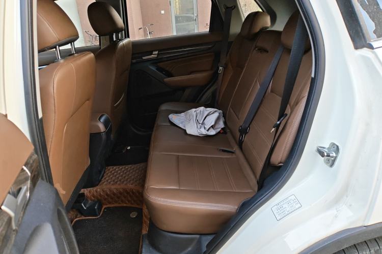 Used BAIC Weiwang S50 2016 1.5T Manual Joyful Luxury Edition Left Rear Seat
