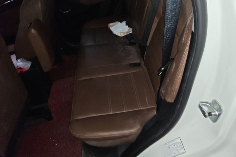 Used BAIC Weiwang S50 2016 1.5T Manual Joyful Luxury Edition Left Rear Seat