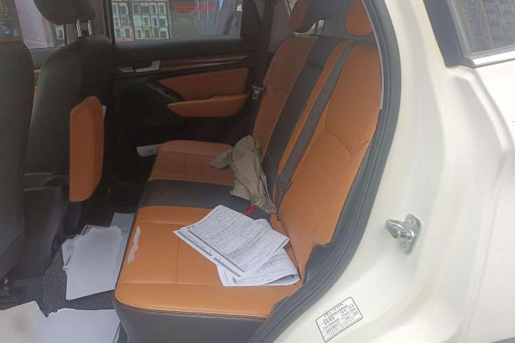Used BAIC Weiwang S50 2016 1.5T CVT Joyful Elite Edition Left Rear Seat