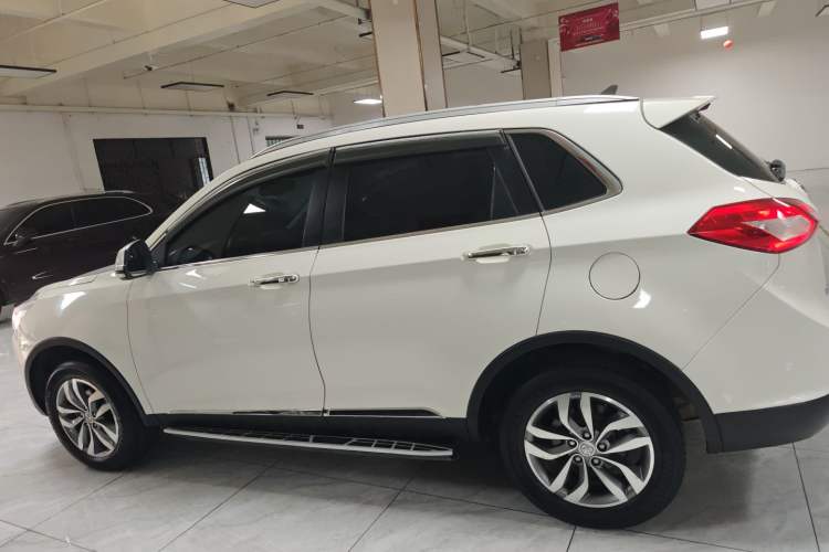 Used BAIC Weiwang S50 2016 1.5T Manual Lede Premium Edition Left Side