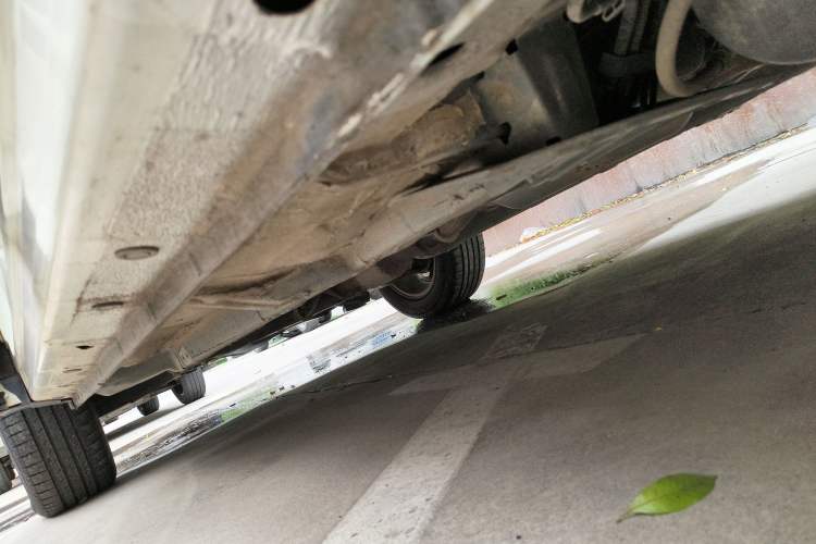 Used BAIC Weiwang S50 2016 1.5T Manual Happy Motion Superior Edition Left Side Sill