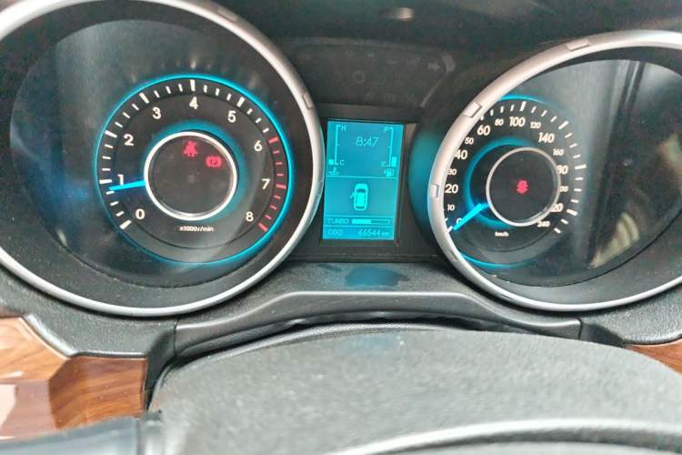 Used BAIC Weiwang S50 2016 1.5T Manual Happy Motion Superior Edition Odometer Close Up
