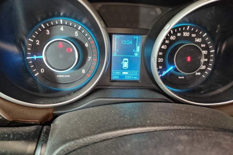 Used BAIC Weiwang S50 2016 1.5T Manual Lede Flagship Edition Odometer Close Up