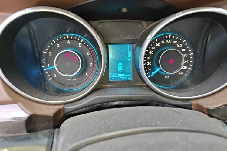 Used BAIC Weiwang S50 2016 1.5T Manual Joyful Luxury Edition Odometer Close Up