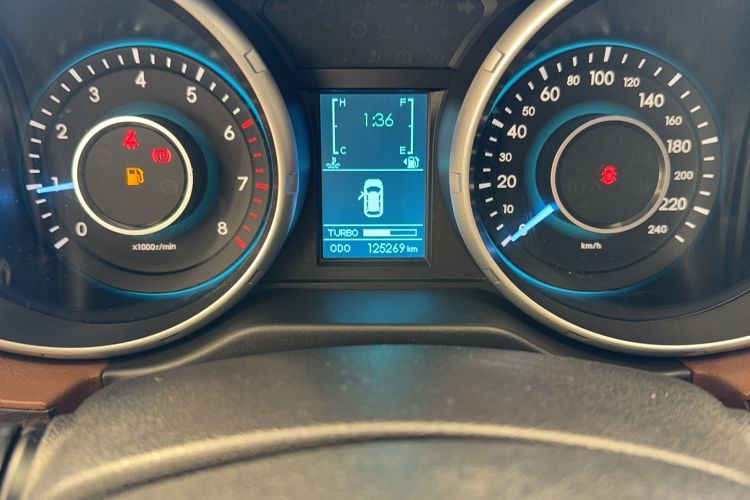 Used BAIC Weiwang S50 2016 1.5T Manual Lede Premium Edition Odometer Close Up