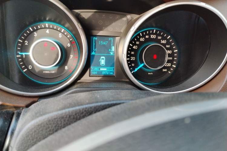 Used BAIC Weiwang S50 2016 1.5T Manual Joyful Luxury Edition Odometer Close Up