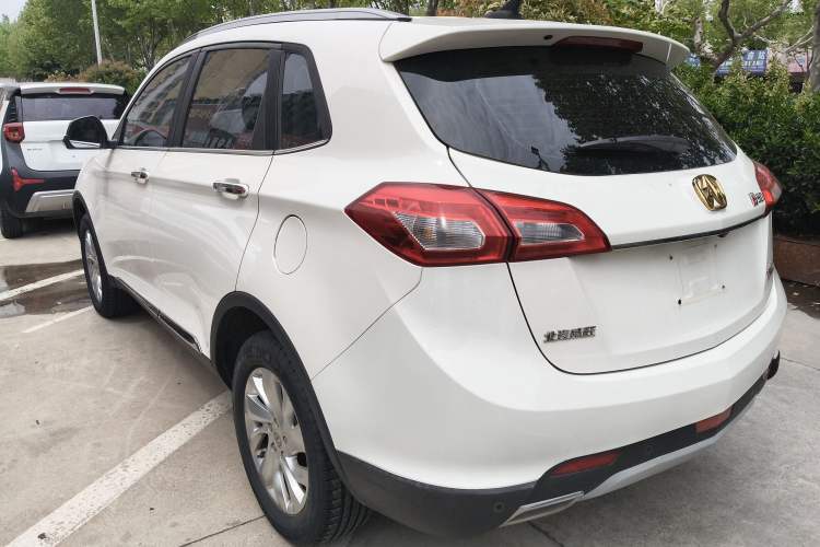Used BAIC Weiwang S50 2016 1.5T Manual Happy Motion Superior Edition Rear Left 45 Deg