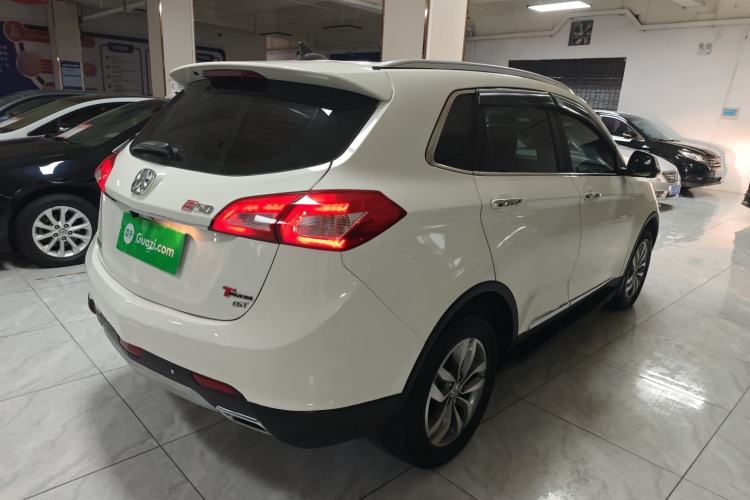 Used BAIC Weiwang S50 2016 1.5T Manual Lede Premium Edition Rear Right 45 Deg