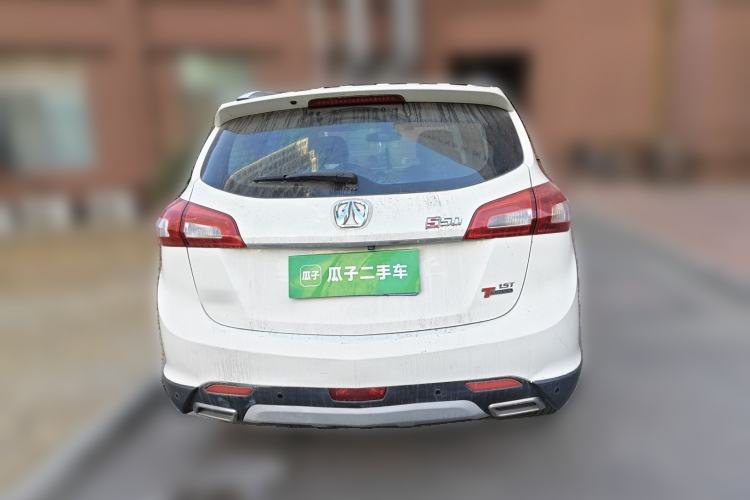 Used BAIC Weiwang S50 2016 1.5T Manual Joyful Luxury Edition Rear