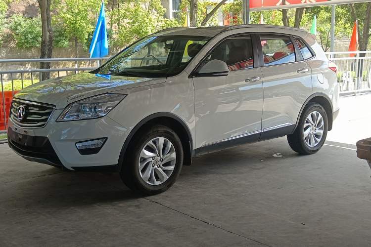 Used BAIC Weiwang S50 2016 1.5T Manual Joyful Luxury Edition Guazi used car, China used car export, Used car for sale, Used cars, Cheapest cars for sale
