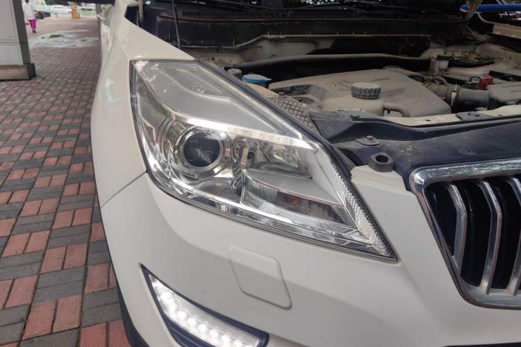 Used BAIC Weiwang S50 2016 1.5T Manual Joyful Premium Edition Right Front Headlight