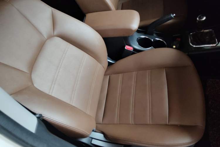 Used BAIC Weiwang S50 2016 1.5T Manual Joyful Luxury Edition Right Front Seat