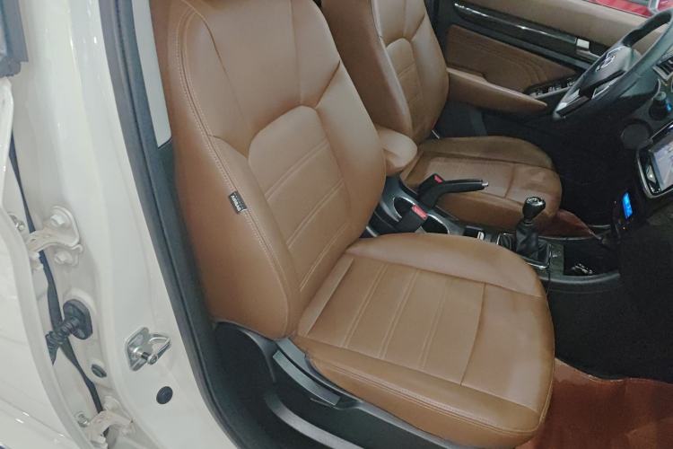 Used BAIC Weiwang S50 2016 1.5T Manual Lede Flagship Edition Right Front Seat