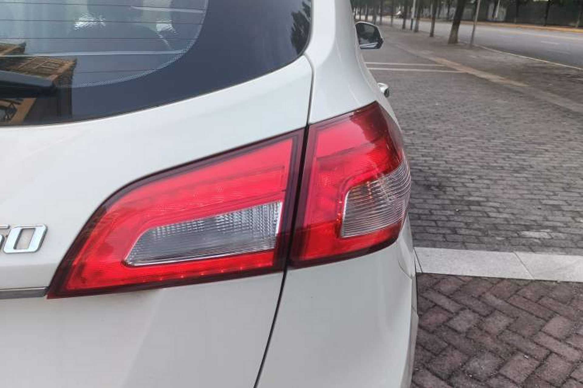 Used BAIC Weiwang S50 2016 1.5T CVT Joyful Luxury Model Right Rear Taillight