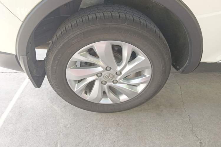 Used BAIC Weiwang S50 2016 1.5T Manual Joyful Luxury Edition Right Rear Wheel Hub