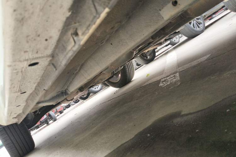 Used BAIC Weiwang S50 2016 1.5T Manual Happy Motion Superior Edition Right Side Sill