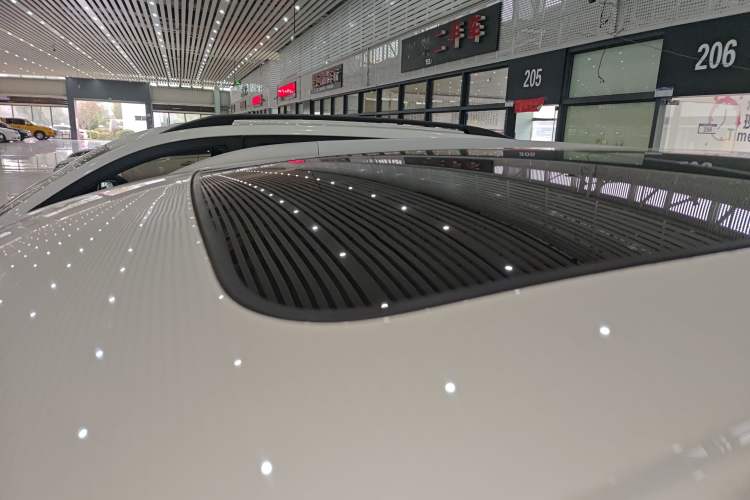 Used BAIC Weiwang S50 2016 1.5T Manual Lede Flagship Edition Roof