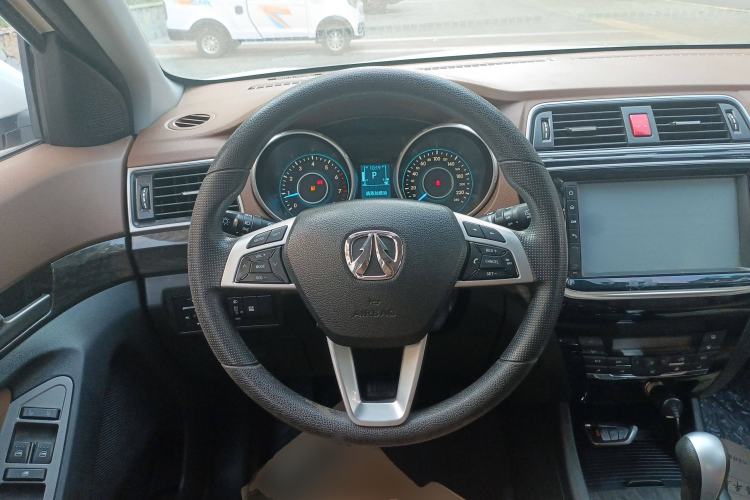 Used BAIC Weiwang S50 2016 1.5T CVT Joyful Luxury Model Steering Wheel