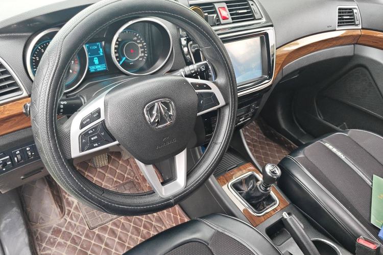 Used BAIC Weiwang S50 2016 1.5T Manual Happy Motion Superior Edition Steering Wheel